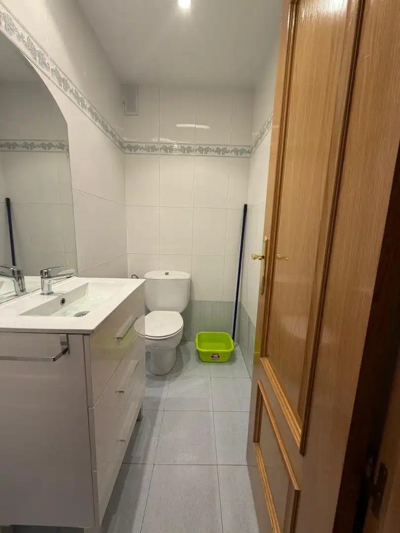 Bathroom of Flat for rent in Madrid  with Heating