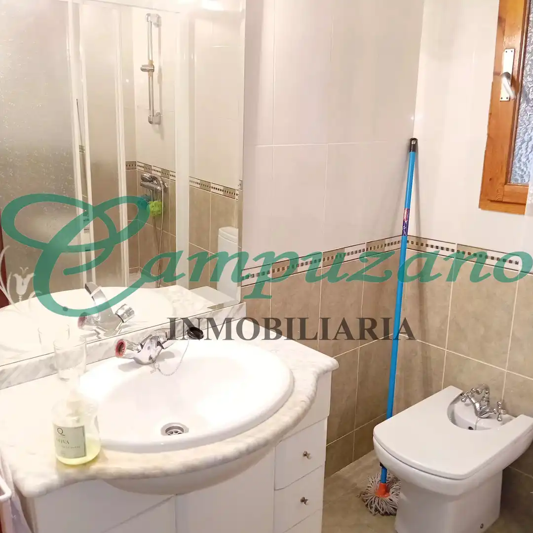 Badezimmer von Wohnung zum Verkauf in Torrejón de la Calzada mit Terrasse, Möbliert und Balkon
