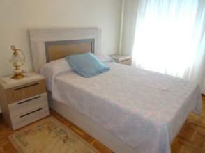 Bedroom of Flat to rent in Gijón 