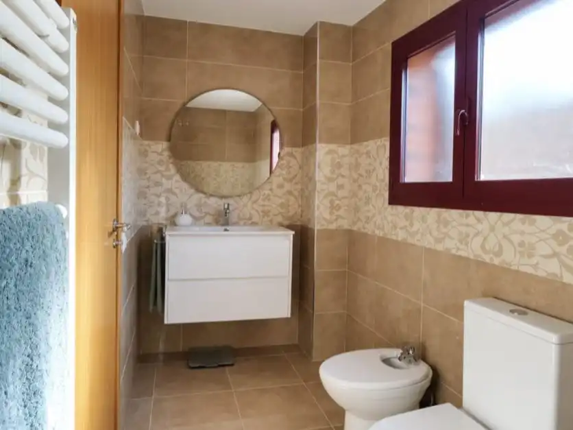 Bany de Casa o xalet en venda en Begues amb Aire condicionat, Terrassa i Balcó