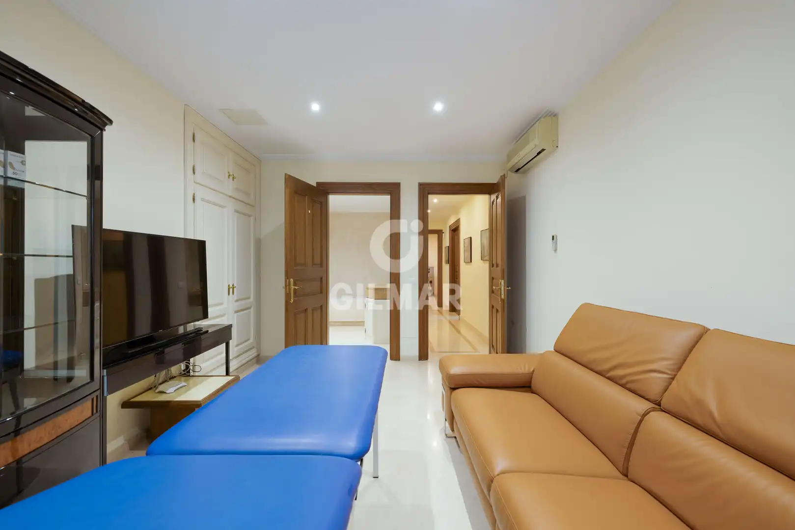 Habitación de Casa o chalet en venta en Benahavís con Calefacción, Jardín privado y Piscina