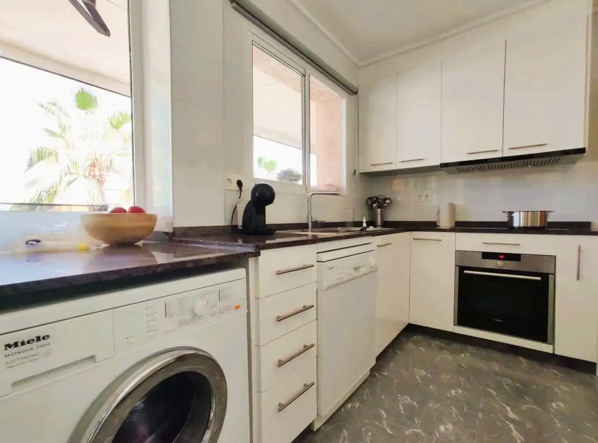 Apartment with lift for sale in Avenida Blasco Ibáñez, imagen 8