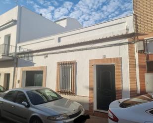 Vista exterior de Casa o xalet en venda en San Bartolomé de la Torre