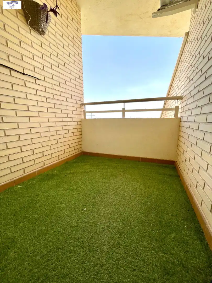 Balcony of Apartments for rent in Albacete  with Air Conditioner, Heating and Storage room
