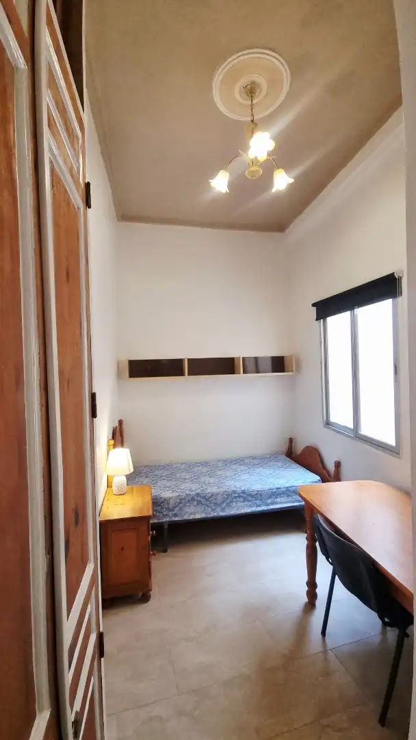 Schlafzimmer von Wohnung zur Miete in Málaga mit Möbliert