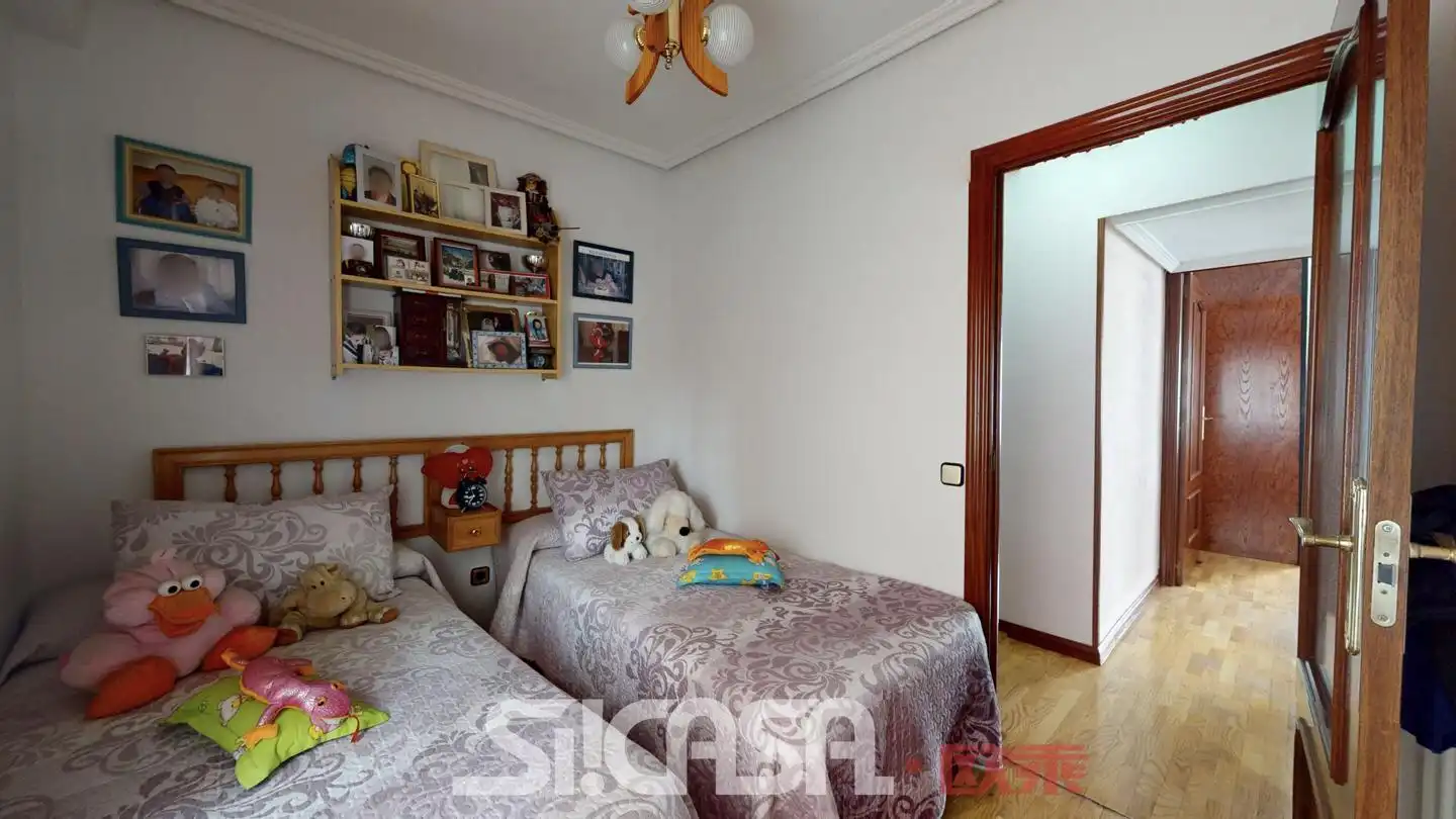 Schlafzimmer von Wohnung zum Verkauf in Parla mit Heizung, Terrasse und Möbliert
