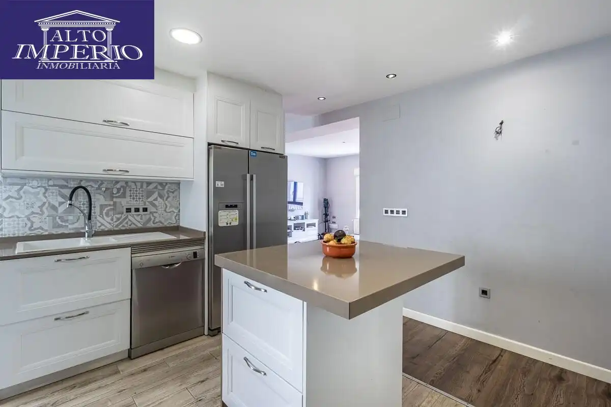 Penthouse mit Aufzug zum Verkauf in Calle SAN ISIDORO 5, imagen 9