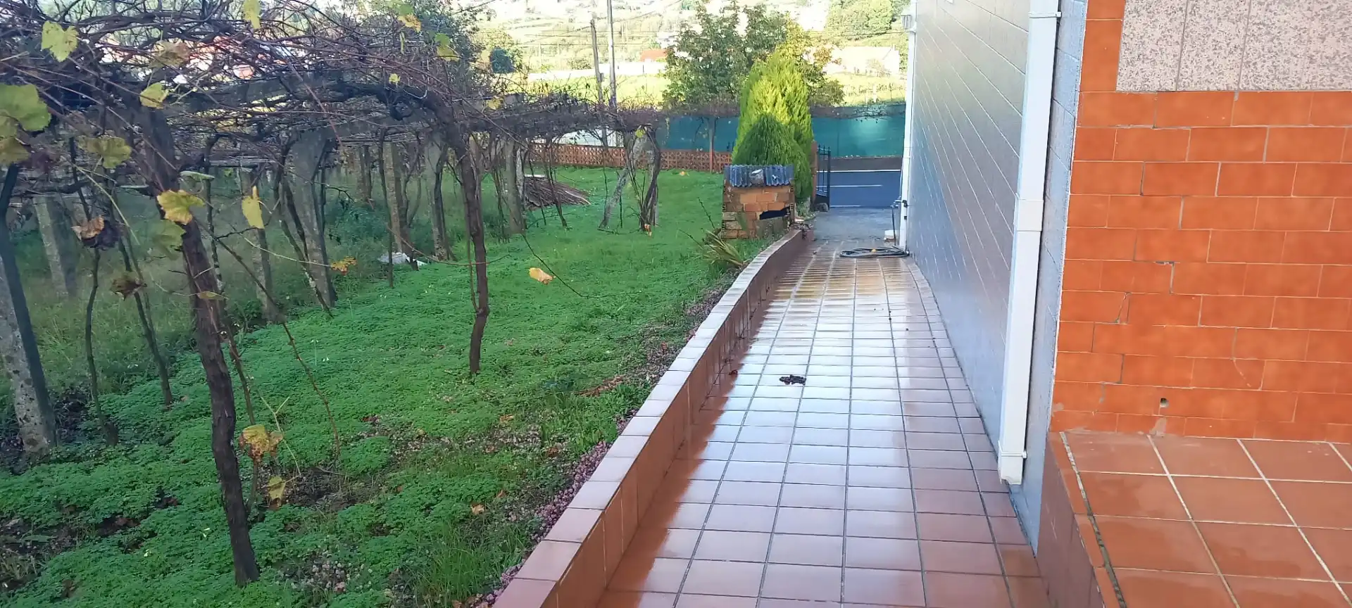 Terrassa de Casa o xalet en venda en Vilagarcía de Arousa amb Calefacció, Jardí privat i Terrassa