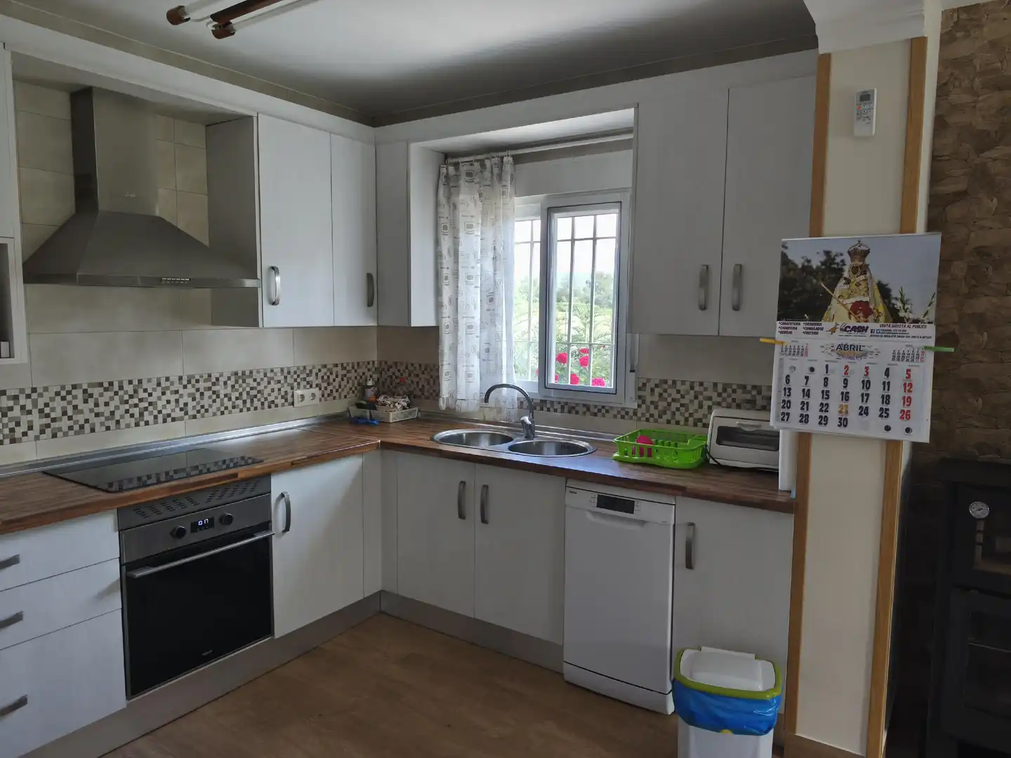 Küche von Country house zum Verkauf in Andújar mit Klimaanlage und Heizung