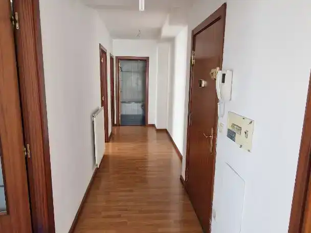 Piso en venta en Vitoria - Gasteiz con Parquet y Trastero