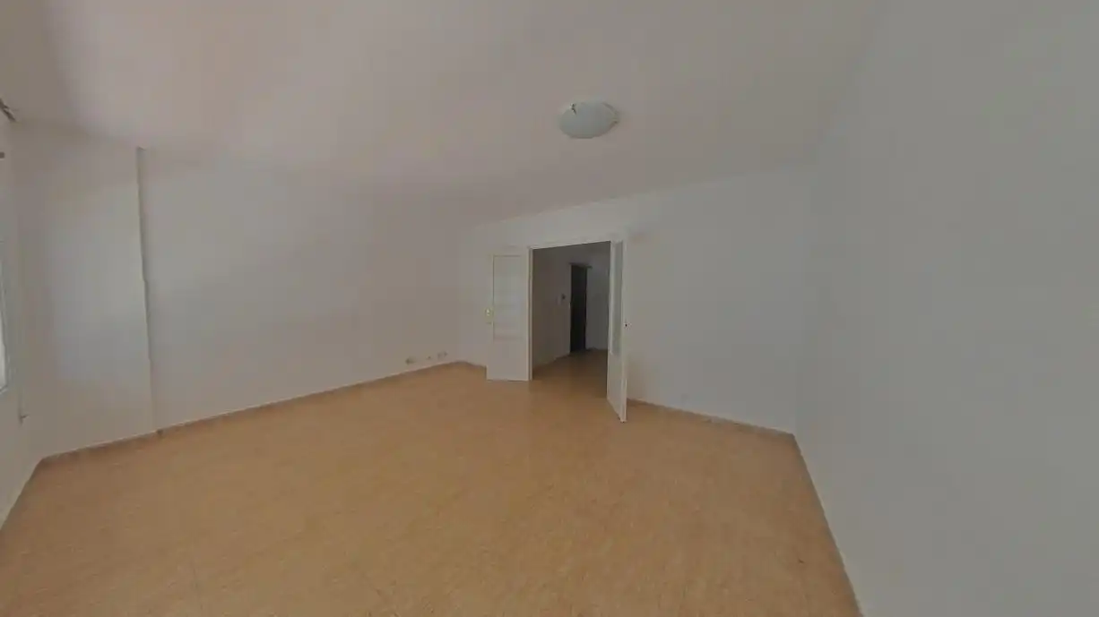 Piso con ascensor en venta en C/ Orense, imagen 3