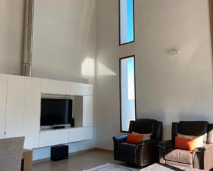 Sala d'estar de Casa o xalet en venda en Alfarrasí amb Aire condicionat, Jardí privat i Parquet