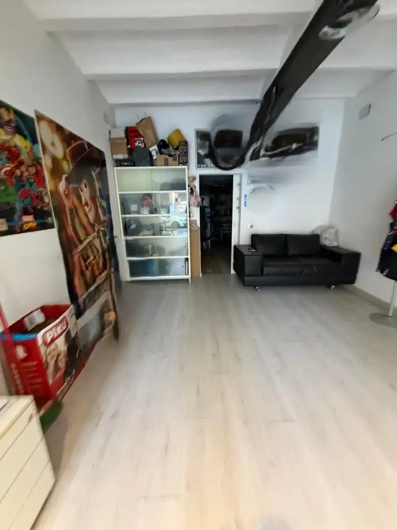 Local comercial en venda a Montcada Centre - La Ribera