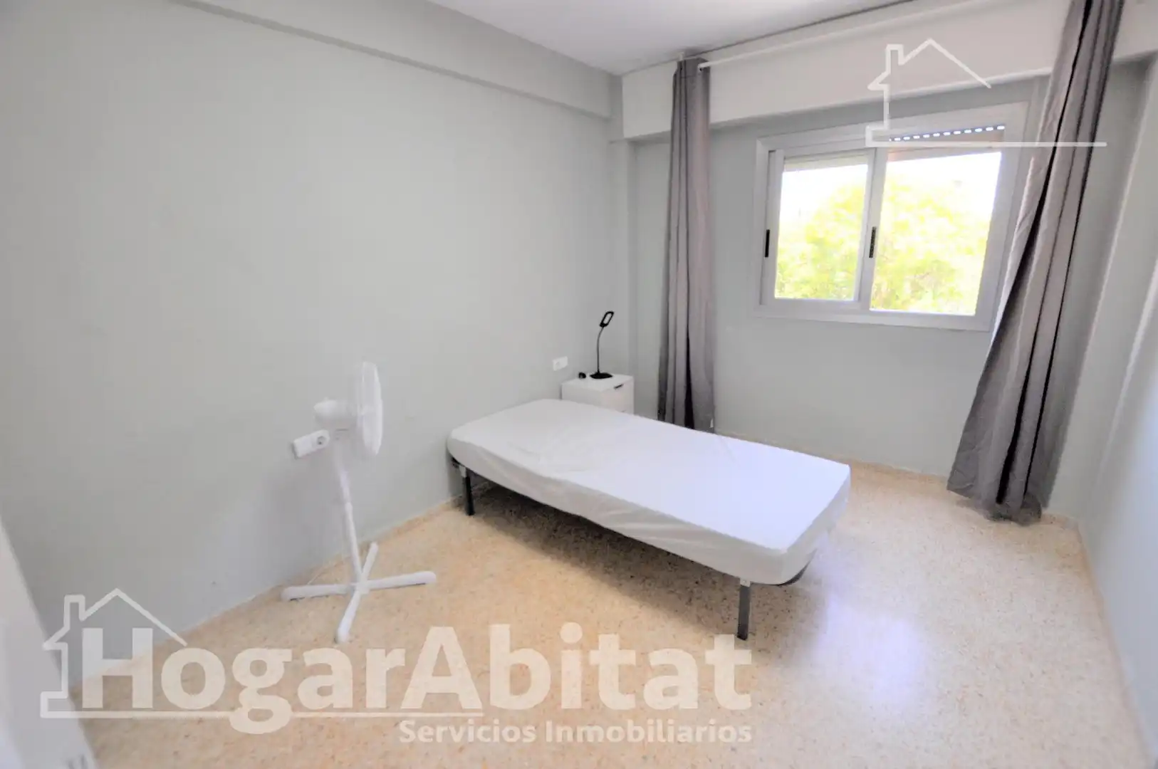 Piso en venta en Calle Luis Fenollet, La Fontsanta
