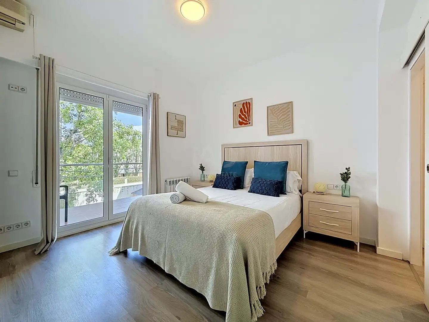 Bedroom of Flat for sale in Sitges  with Air Conditioner, Heating and Terrace