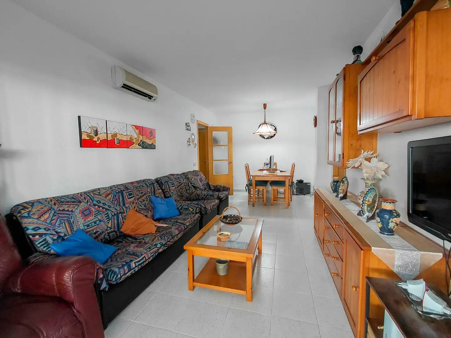 Living room of Ground floor for sale in Cunit  with Air Conditioner, Private garden and Terrace