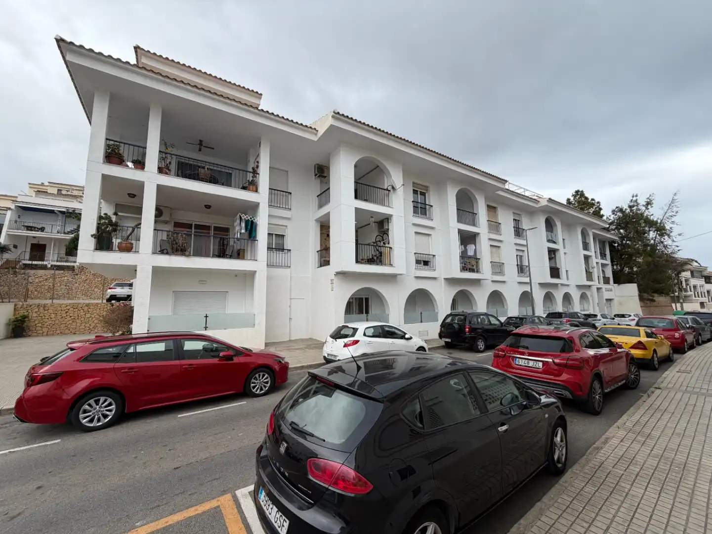 Außenansicht von Wohnung zum Verkauf in Altea mit Klimaanlage, Terrasse und Balkon