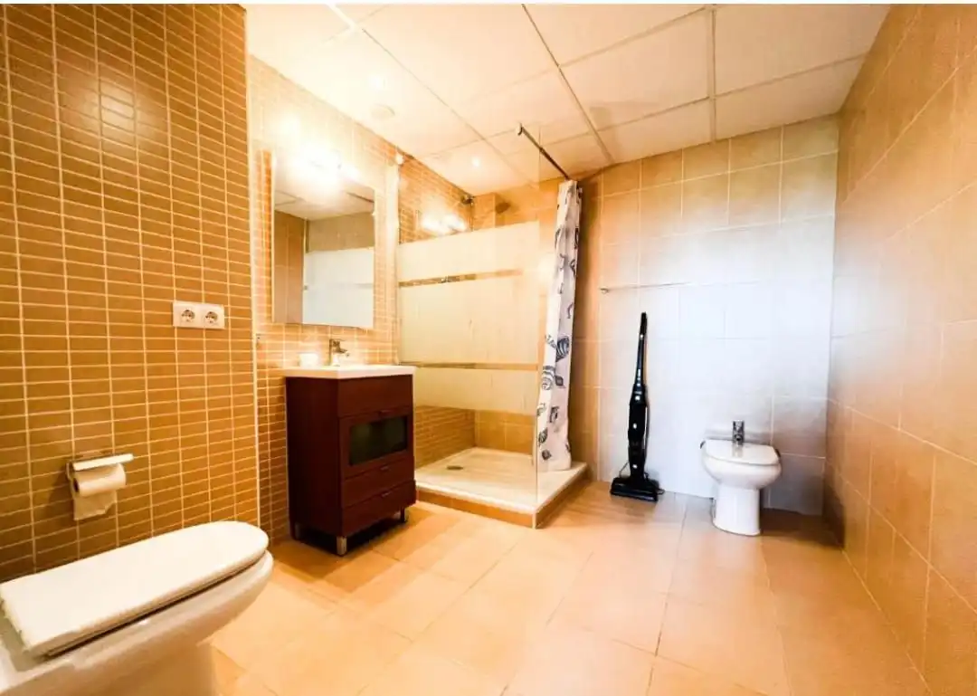 Bany de Apartament en venda en Oropesa del Mar / Orpesa amb Aire condicionat, Calefacció i Terrassa