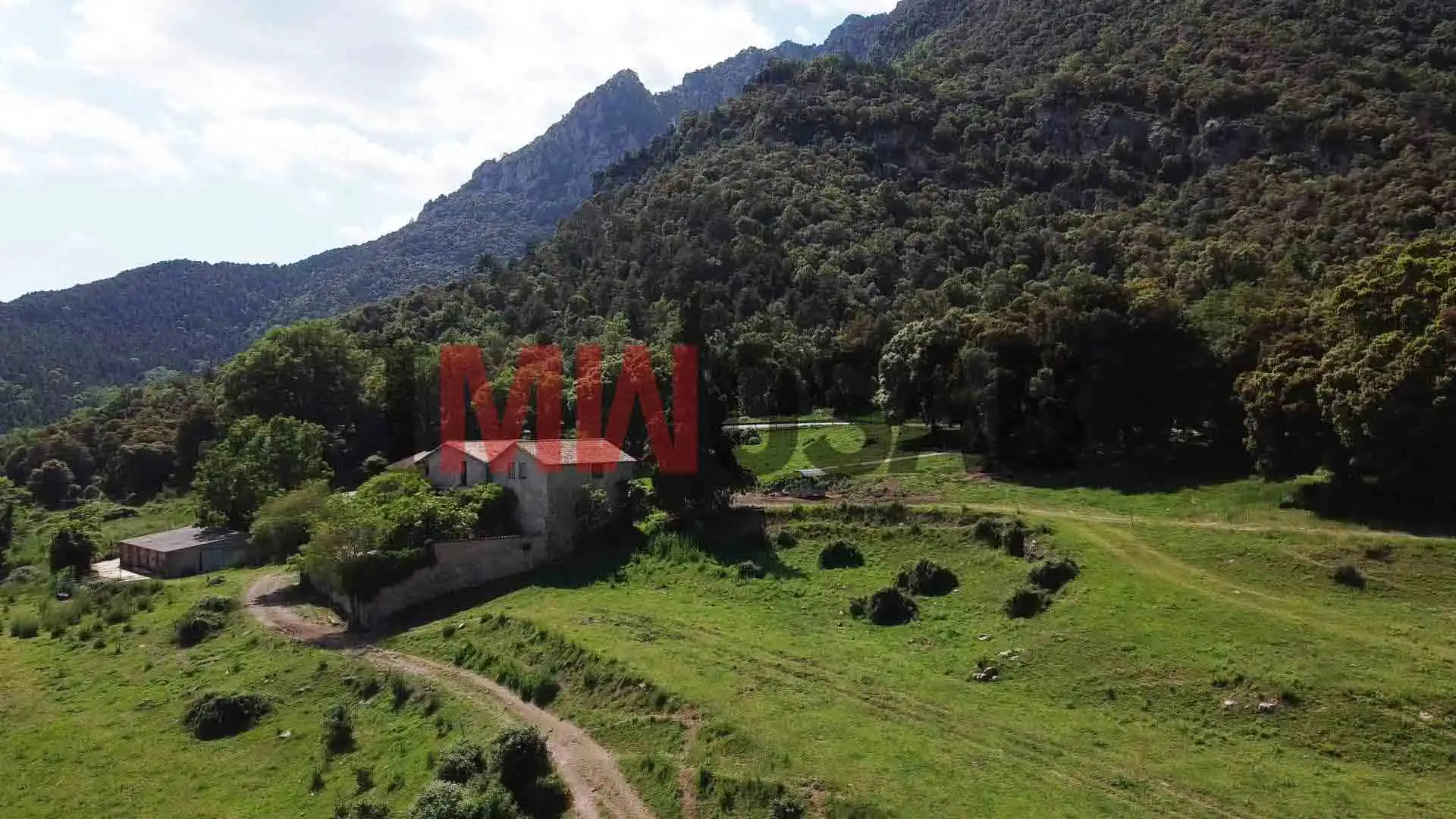 Country house zum Verkauf in Berga