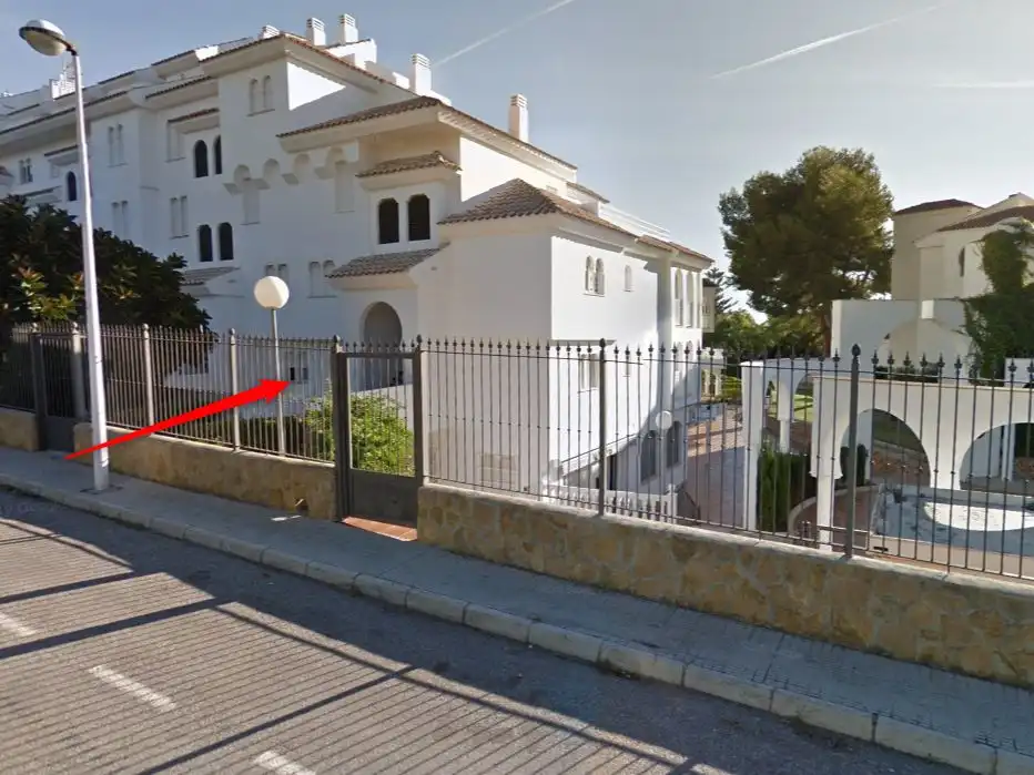 Apartment with pool for sale in Avenida Blasco Ibañez 20