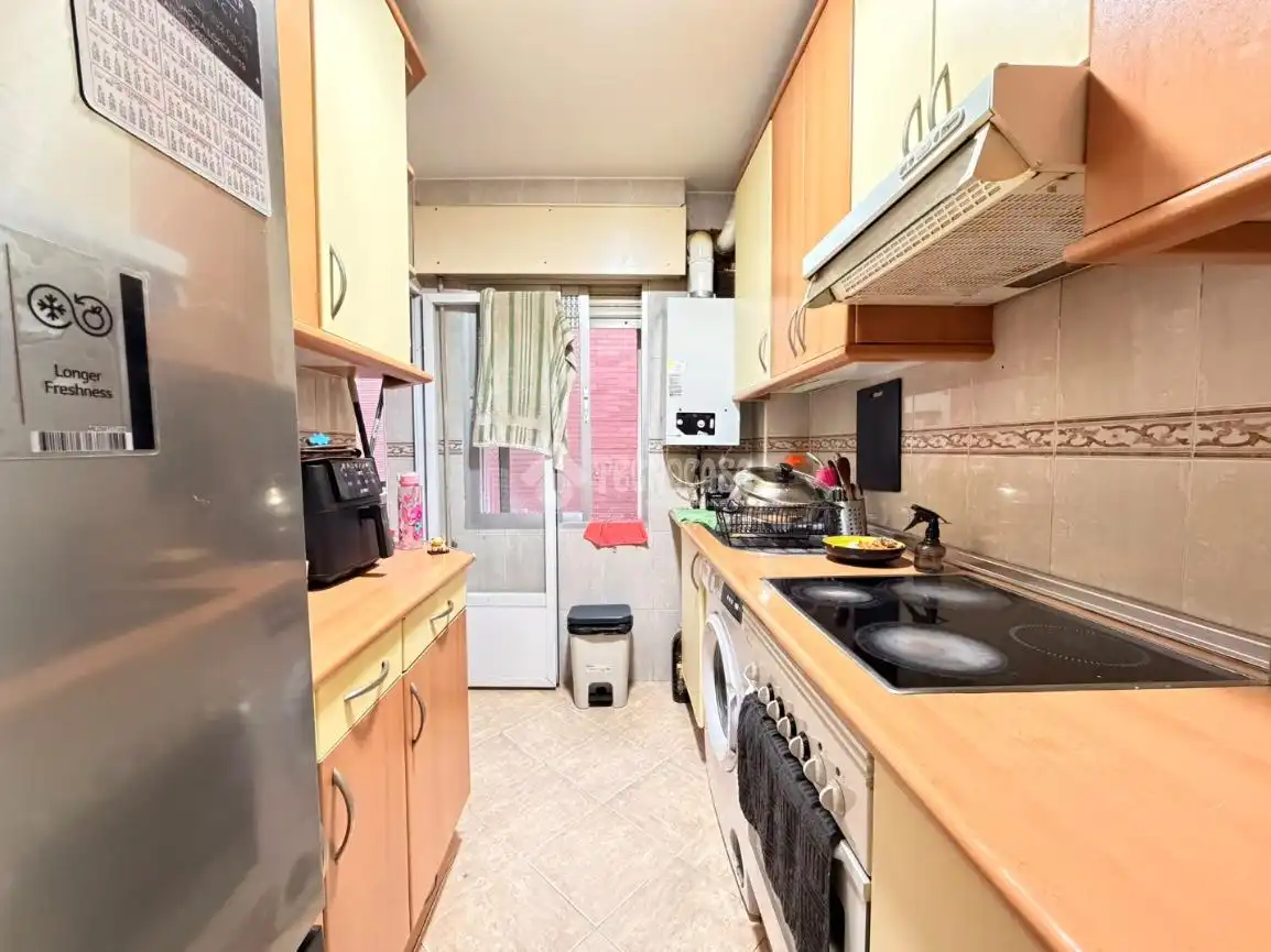 Küche von Wohnung zum Verkauf in Madrid