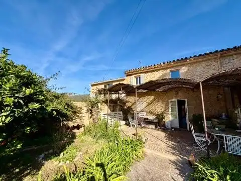 Vista exterior de Finca rústica en venda en Andratx amb Calefacció, Jardí privat i Traster