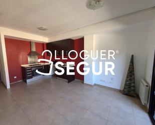 Kitchen of Flat to rent in Terrassa