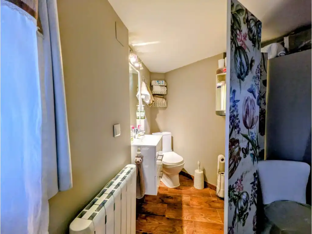 Baño de Piso para compartir en Córdoba