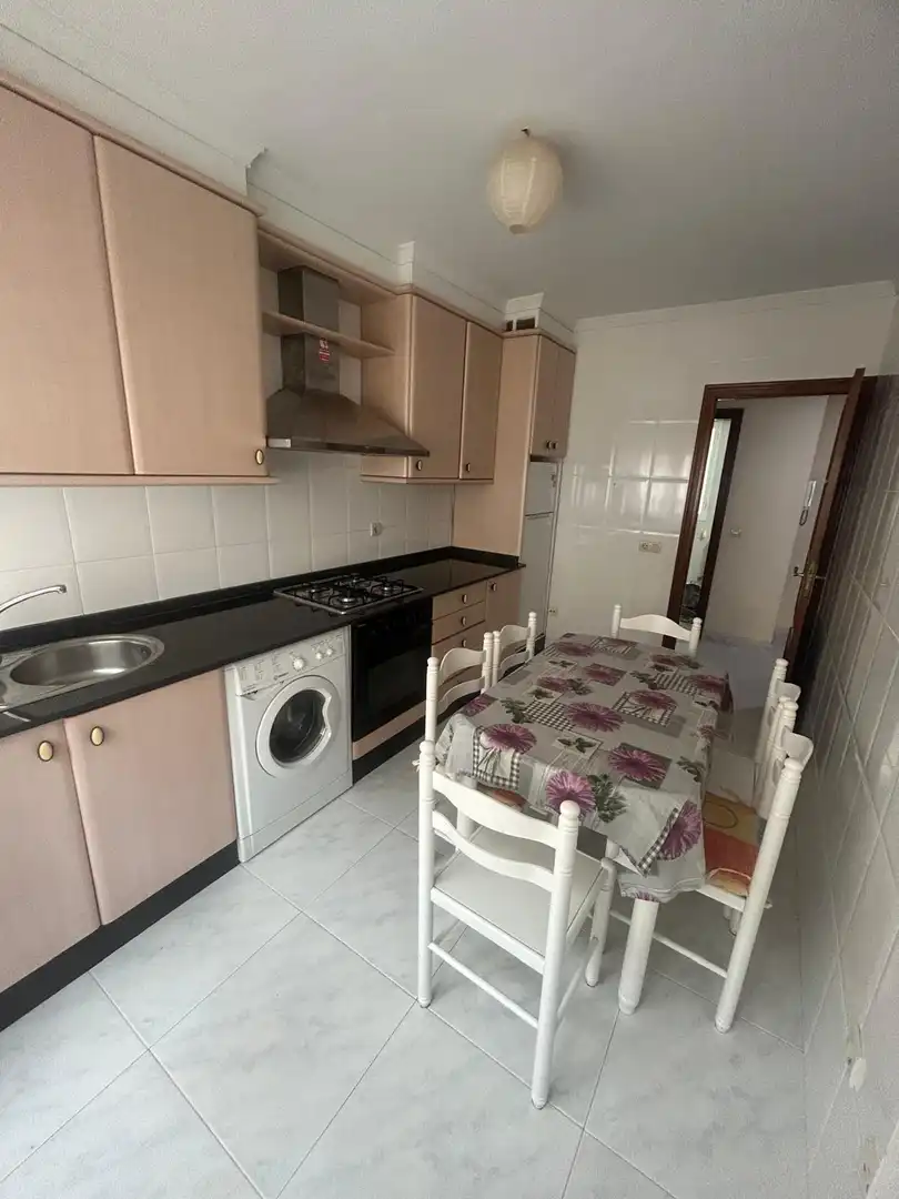 Kitchen of Flat for rent in A Pobra do Caramiñal  with Furnished