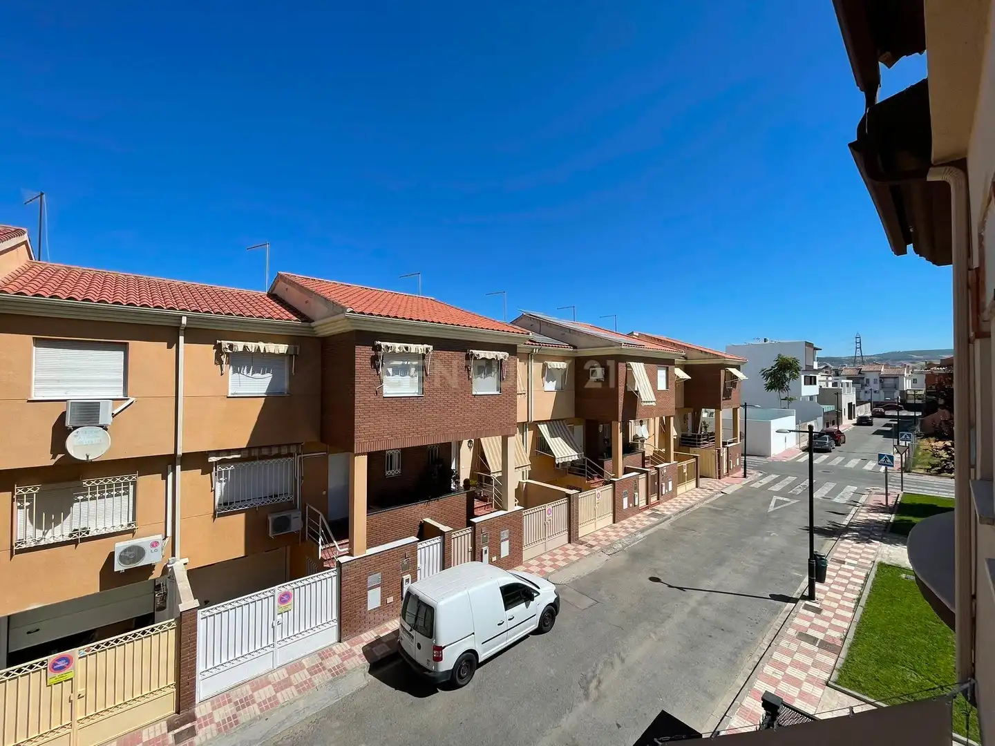Exterior view of Houses for rent in Armilla  with Air Conditioner and Washing machine
