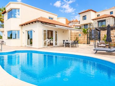 Casa con piscina in vendita a Chayofa