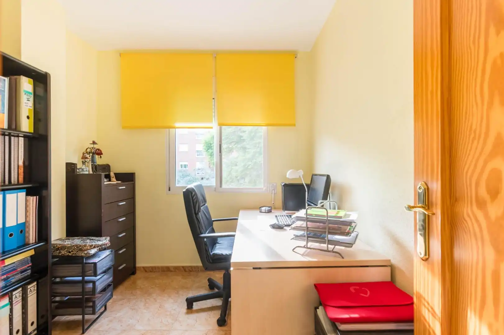 Schlafzimmer von Einfamilien-Reihenhaus zum Verkauf in Murcia mit Klimaanlage, Privatgarten und Terrasse
