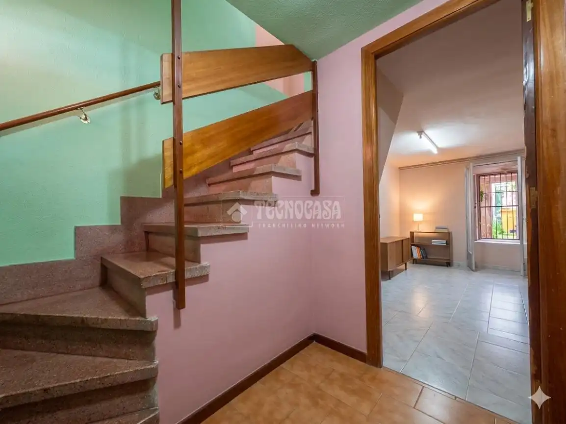 Detached homes for sale in Velilla de San Antonio  with Heating, Private garden and Terrace