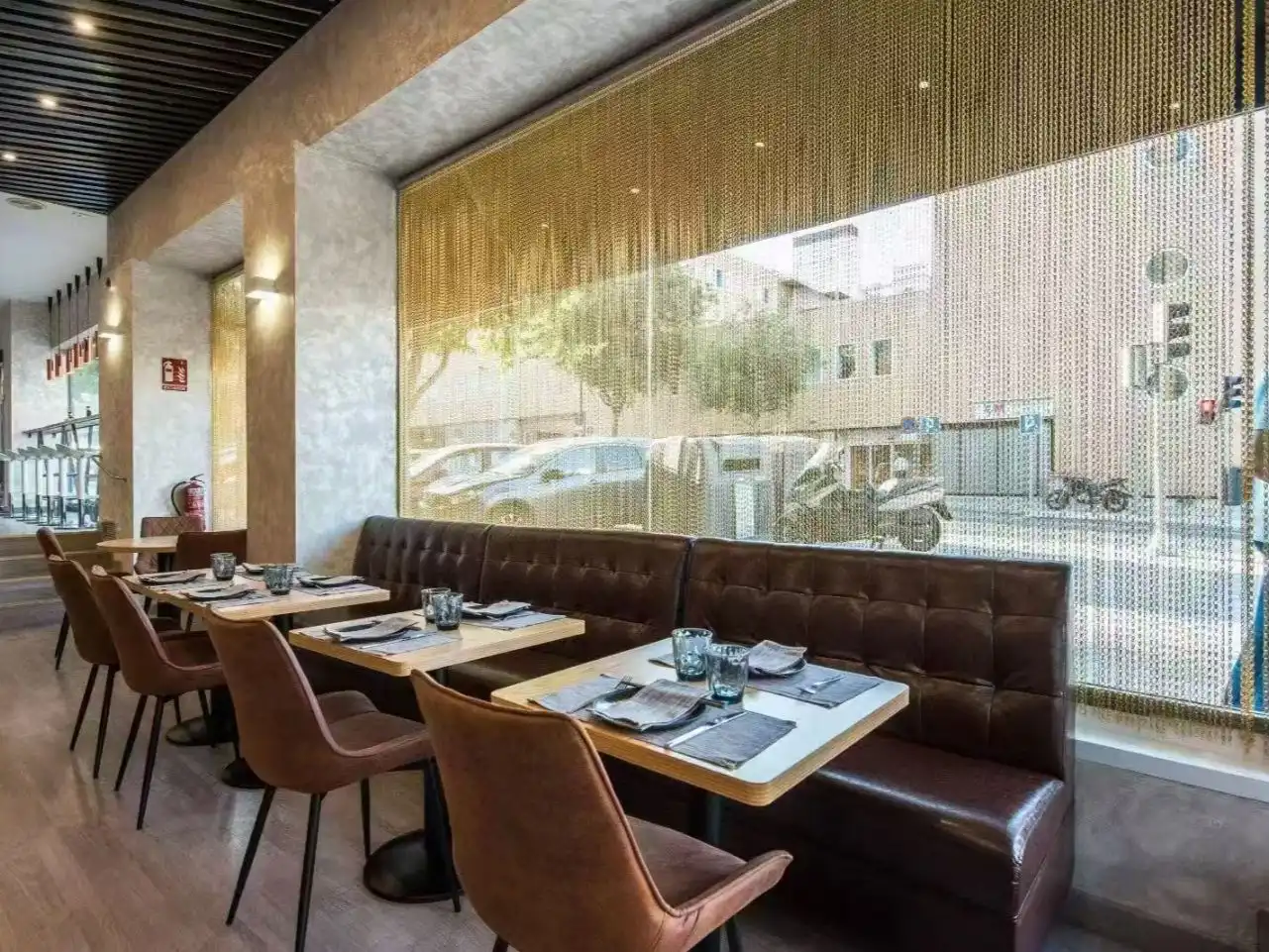 Local en traspaso en  Madrid Capital con Aire acondicionado, Calefacción y Amueblado