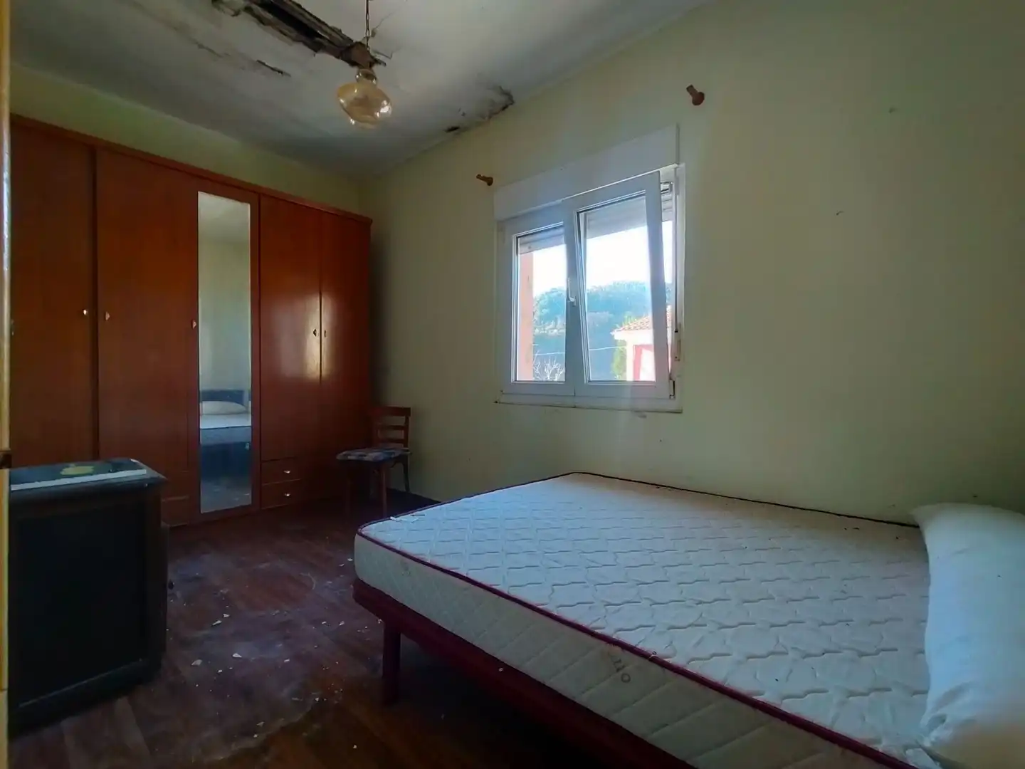 Habitación de Finca rústica en venta en Pravia con Terraza y Trastero