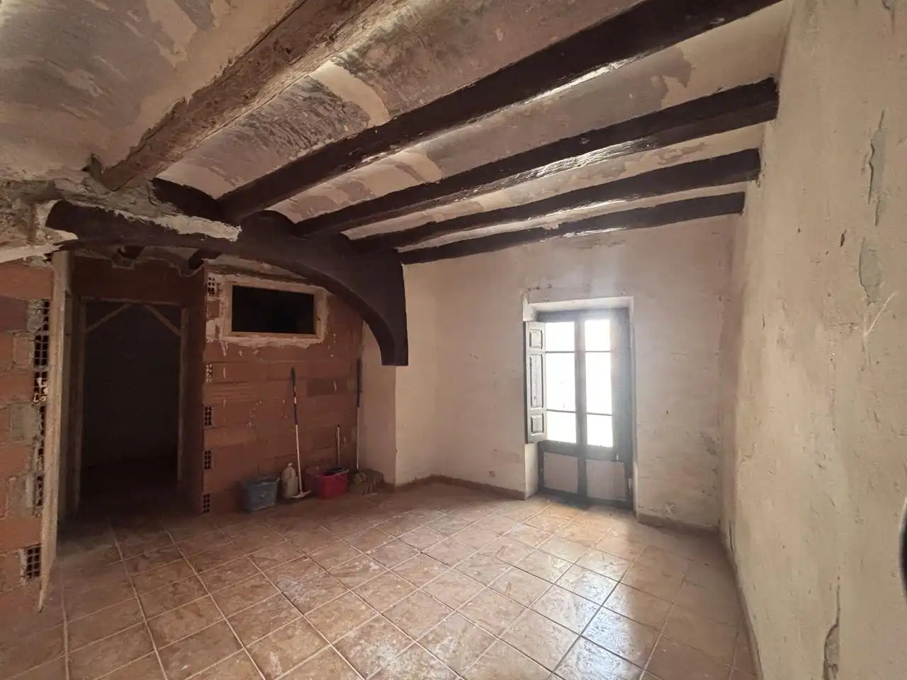 Country house zum Verkauf in La Baronia de Rialb