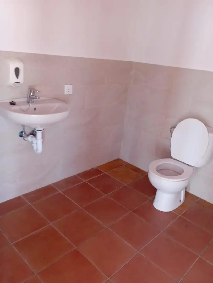 Baño de Local de alquiler en Es Mercadal con Terraza