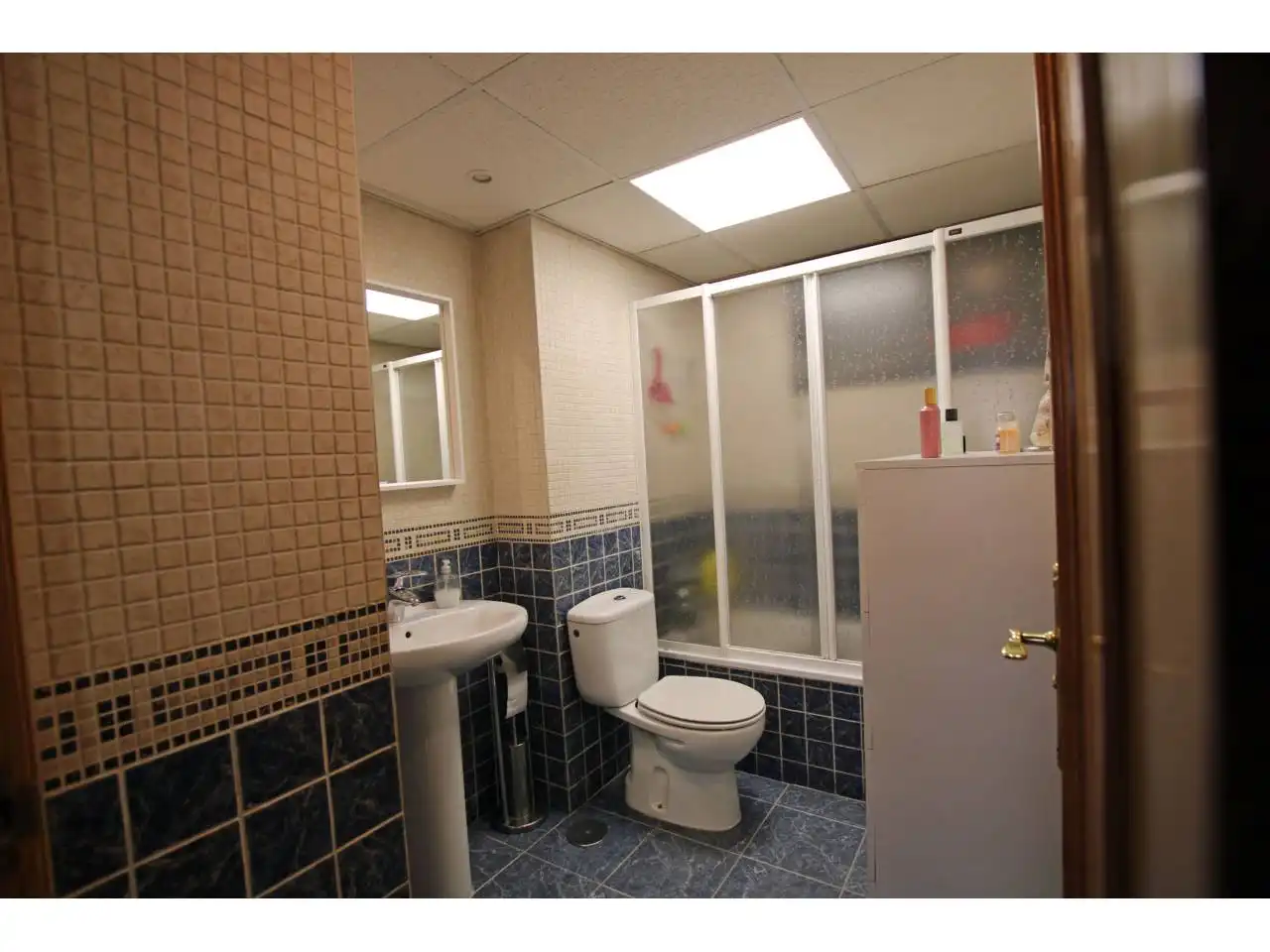 Baño de Piso en venta en Coslada con Aire acondicionado, Calefacción y Parquet