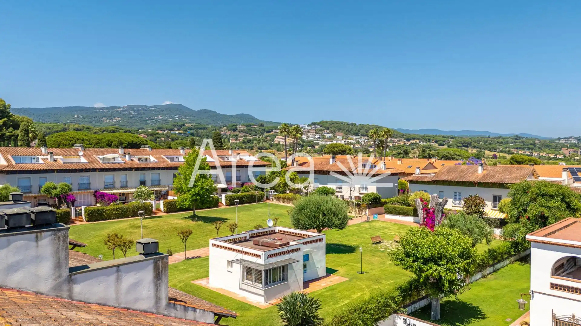 Vista exterior de Casa o xalet en venda en Sant Andreu de Llavaneres amb Parquet, Terrassa i Traster
