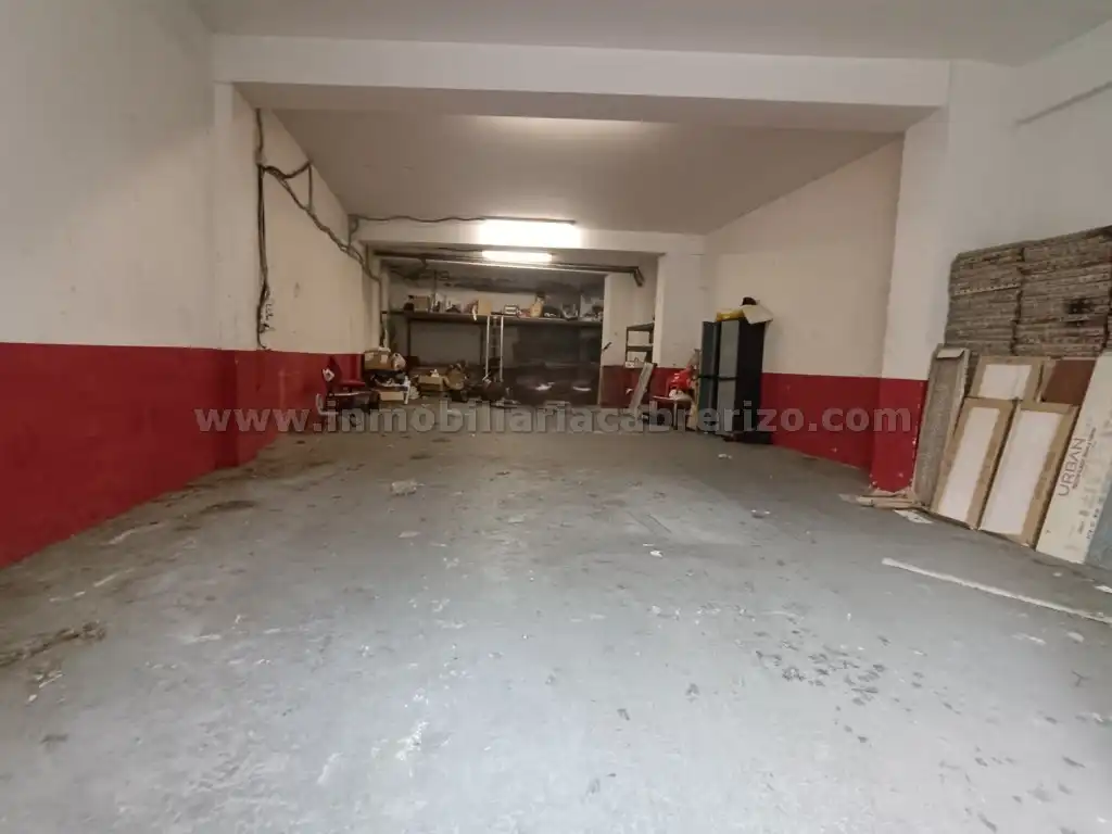Local de alquiler en San Vicente Plaza, Oyón-Oion