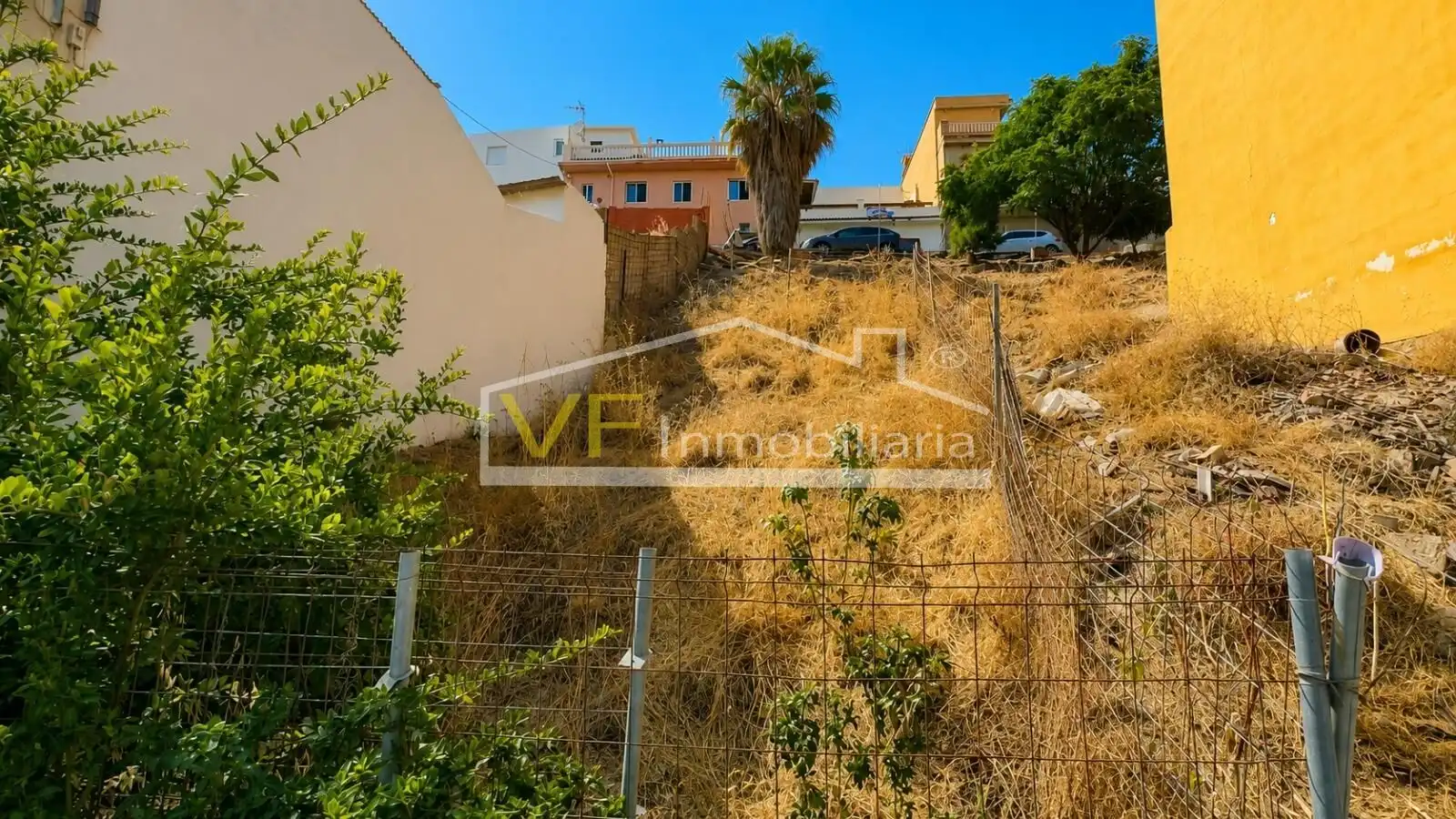 Terreny residencial en venda a Calle Caraballo