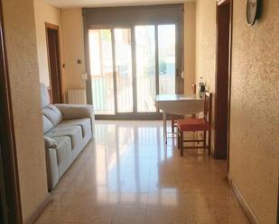 Sala d'estar de Pis en venda en Badalona amb Forn i Balcó