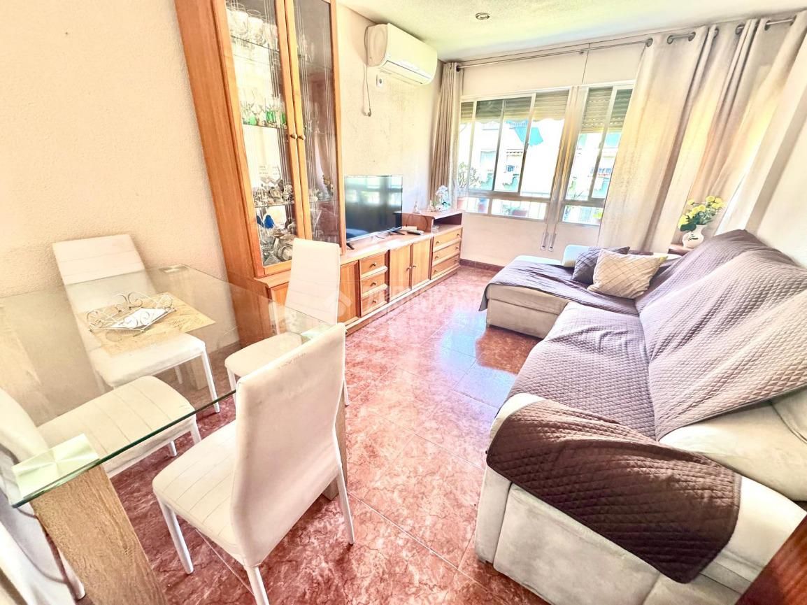 Living room of Flat for sale in  Córdoba Capital  with Air Conditioner and Heating