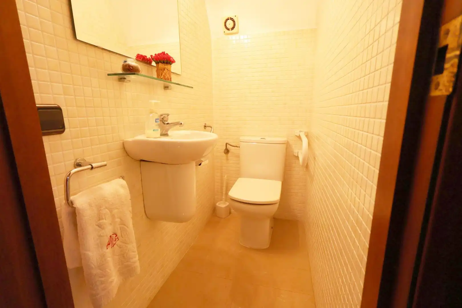 Bany de Casa o xalet en venda en Cunit amb Jardí privat, Terrassa i Piscina comunitària