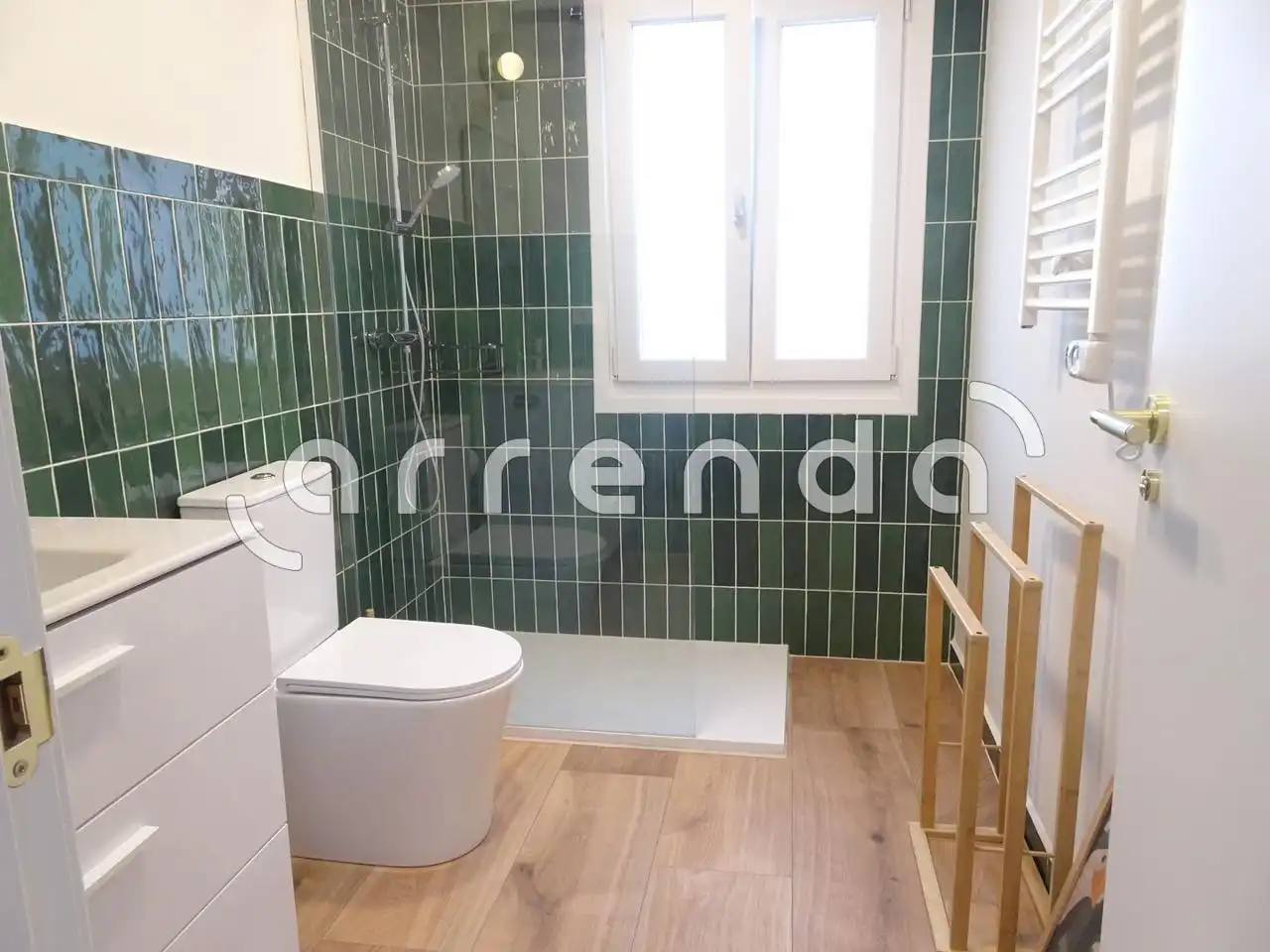 Bathroom of Flat for rent in Santander  with Heating and Furnished