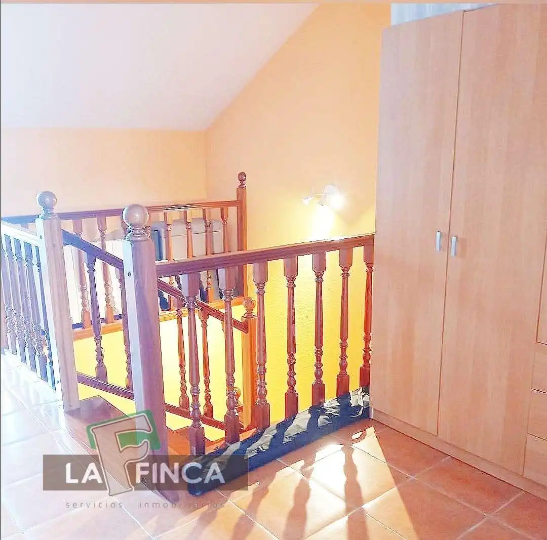 Casa o xalet en venda en Soto del Barco amb Calefacció, Parquet i Terrassa