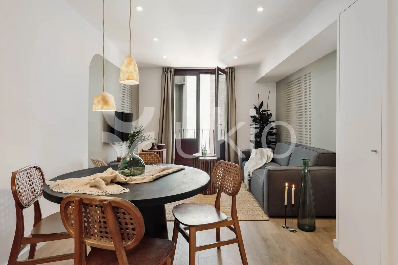 Habitación de Apartamento de alquiler en  Barcelona Capital con Aire acondicionado, Calefacción y Amueblado