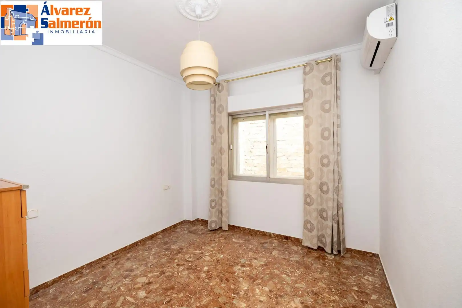 Bedroom of Houses for sale in Armilla  with Air Conditioner, Storage room and Balcony