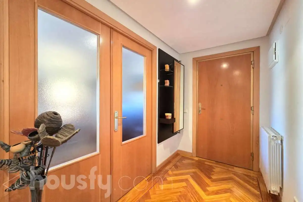 Flat for rent in Madrid  with Air Conditioner, Heating and Parquet flooring