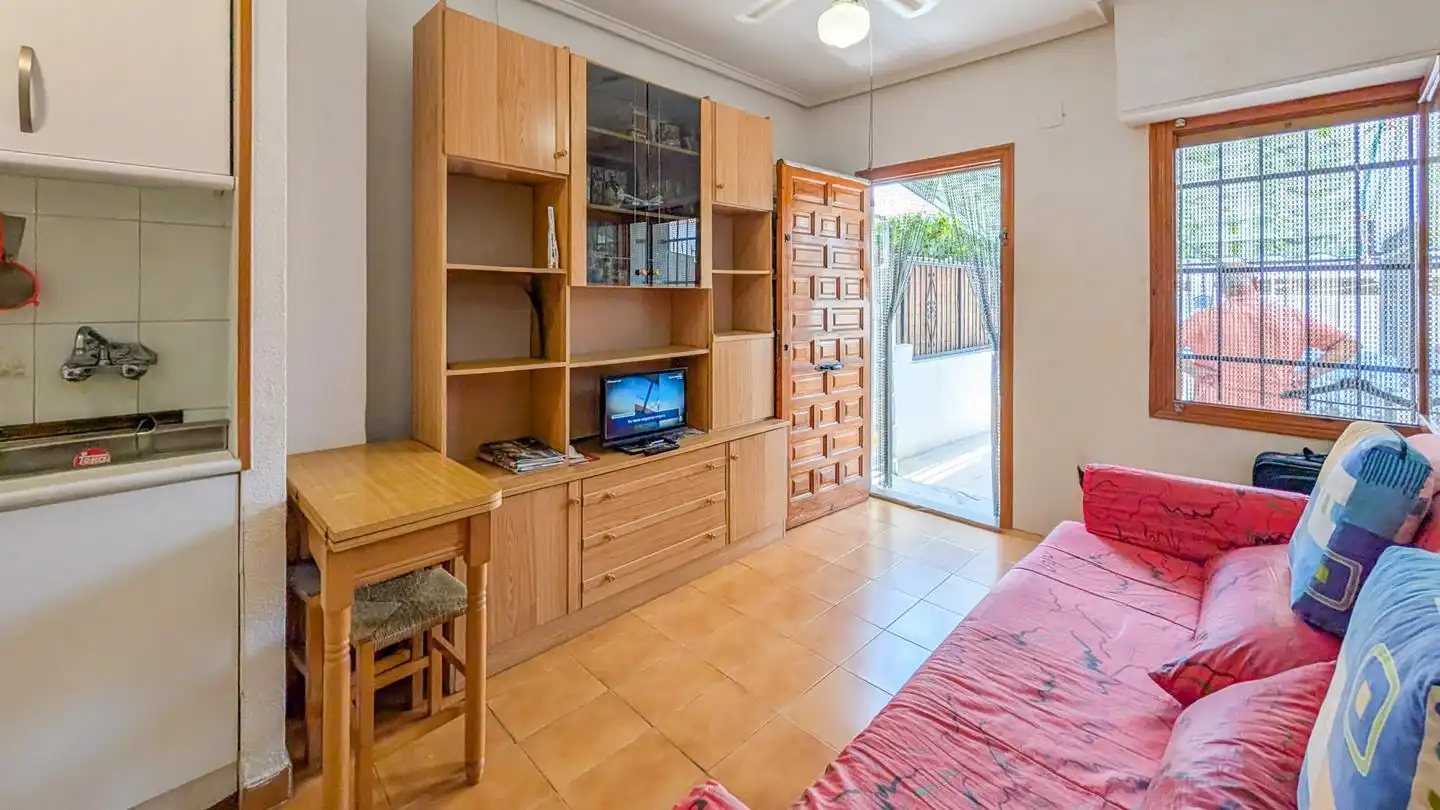 Dormitori de Casa adosada en venda en Santa Pola amb Aire condicionat, Jardí privat i Terrassa
